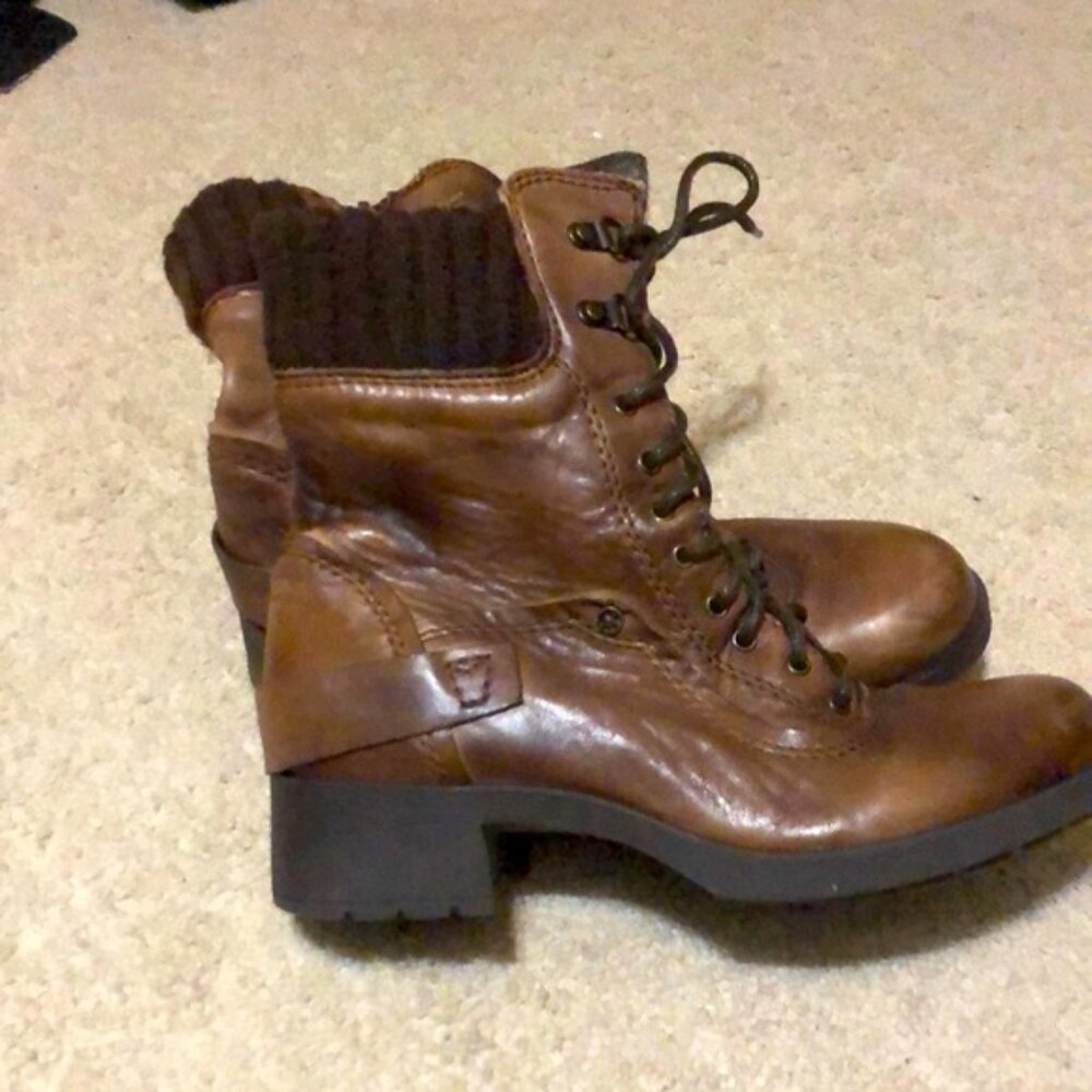 EUC Earth Squall Brown Leather Socked  Boot 7.5